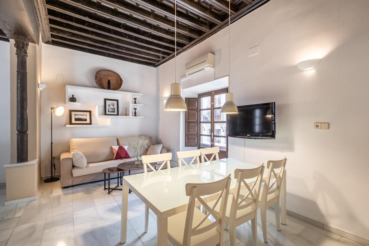 Bns Dauro Suites Granada Exteriör bild