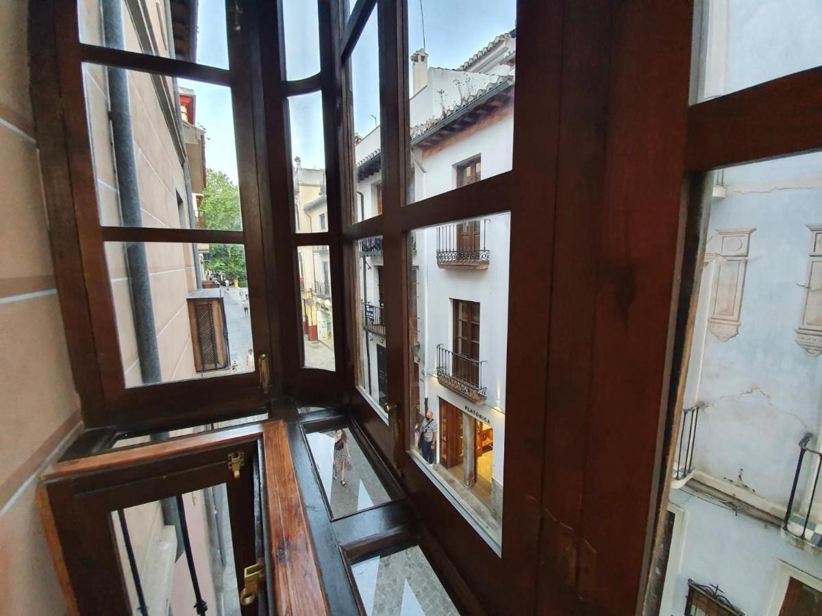 Bns Dauro Suites Granada Exteriör bild