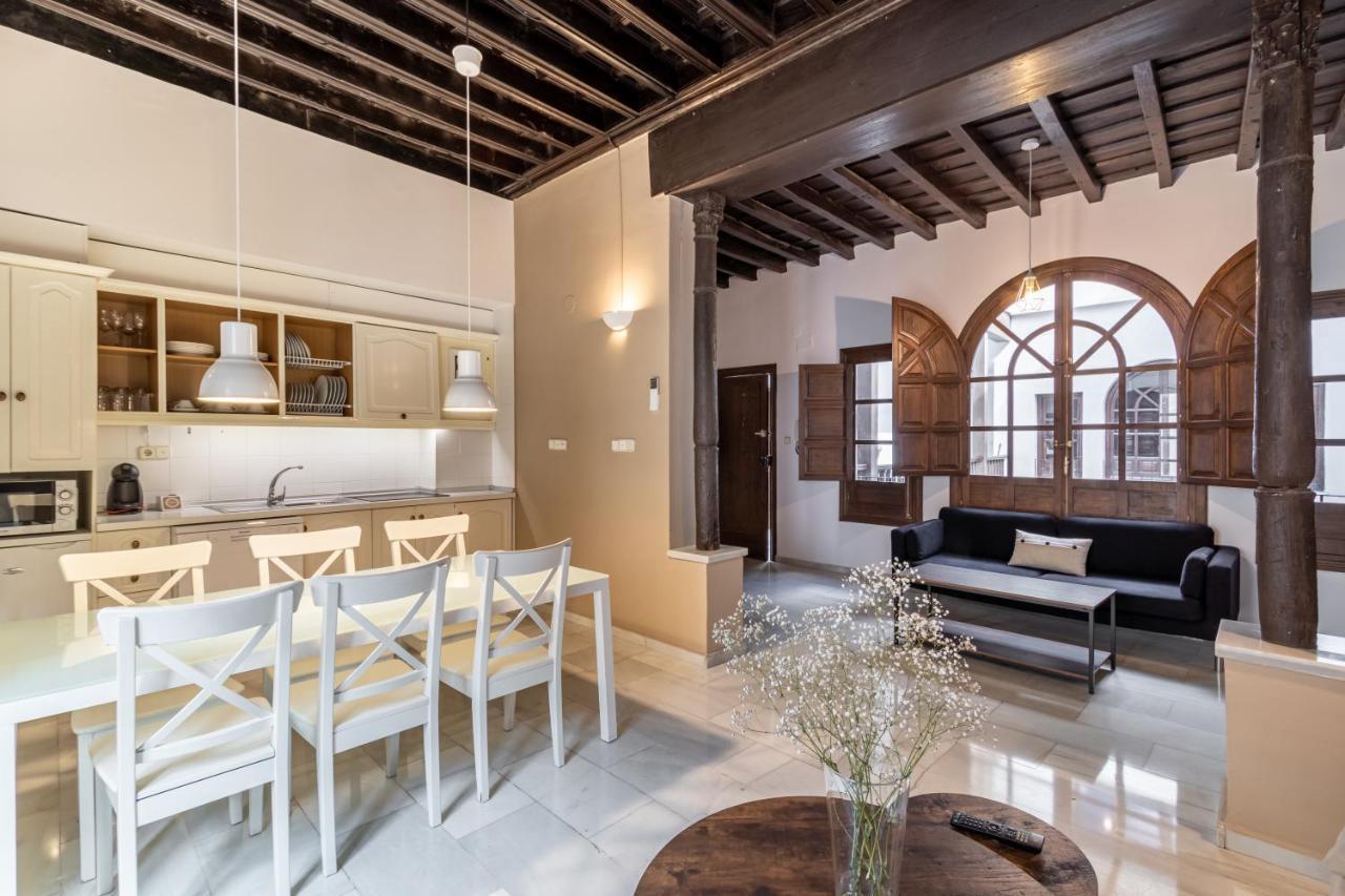 Bns Dauro Suites Granada Exteriör bild