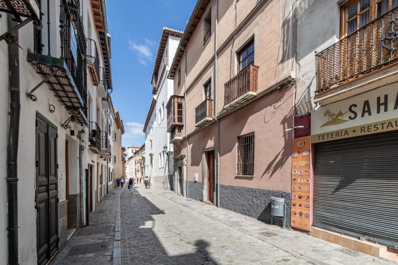 Bns Dauro Suites Granada Exteriör bild