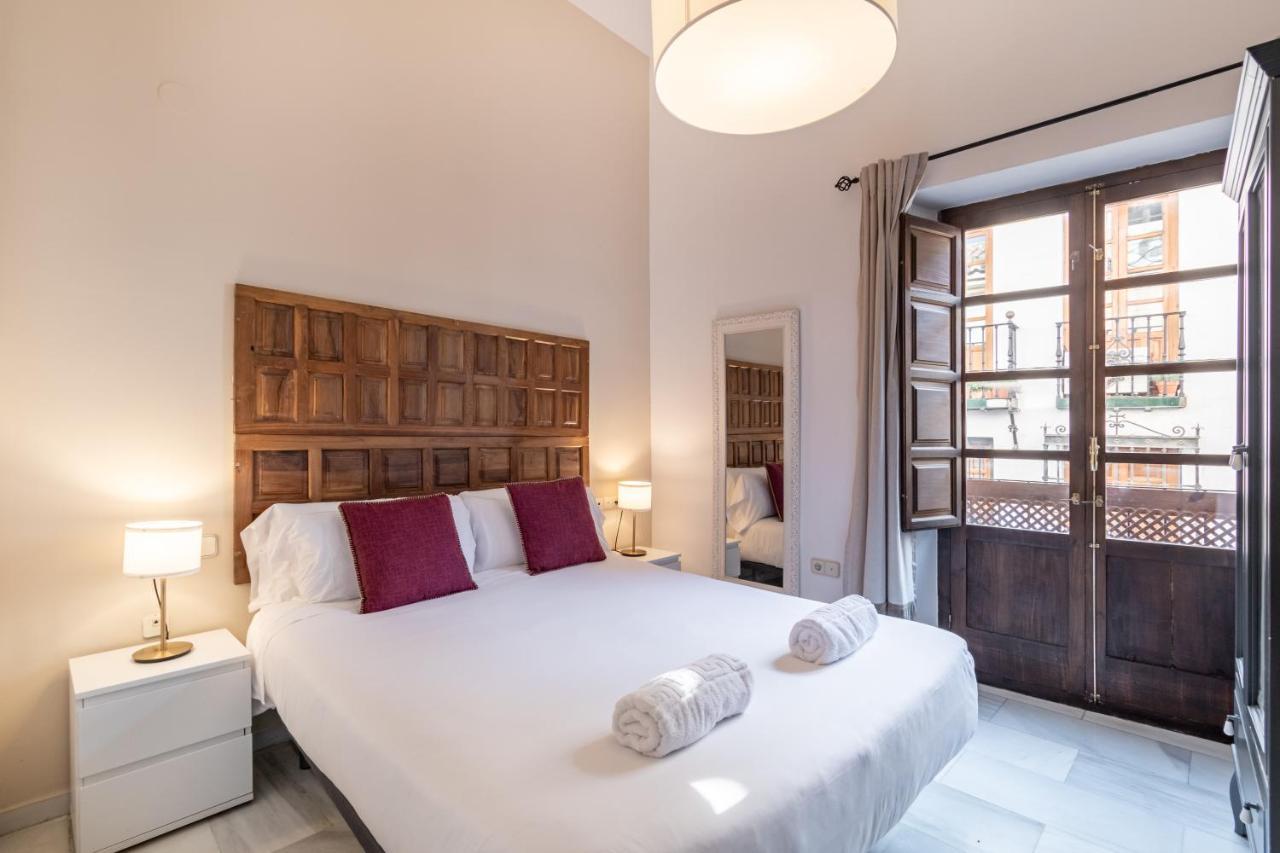 Bns Dauro Suites Granada Exteriör bild