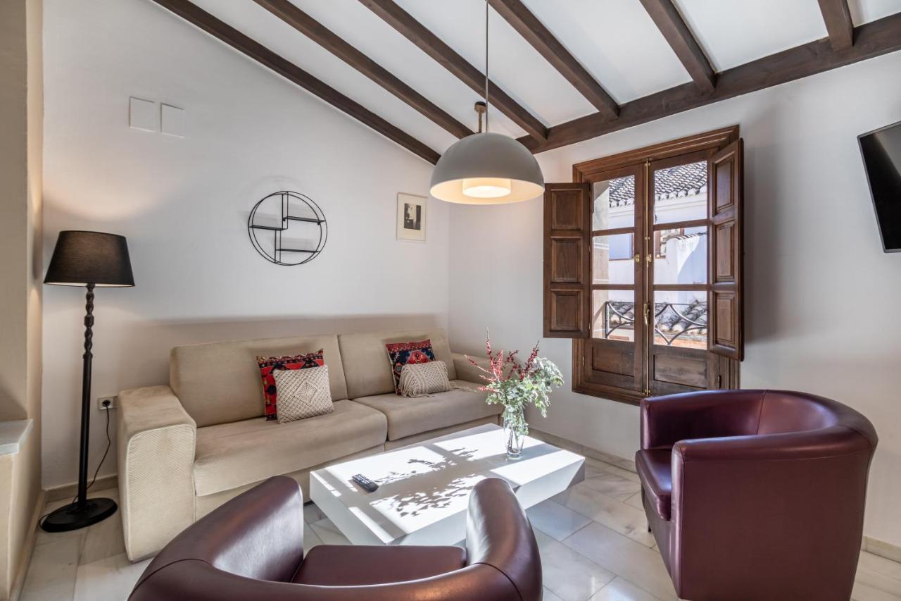 Bns Dauro Suites Granada Exteriör bild