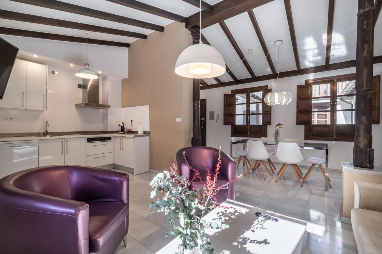 Bns Dauro Suites Granada Exteriör bild